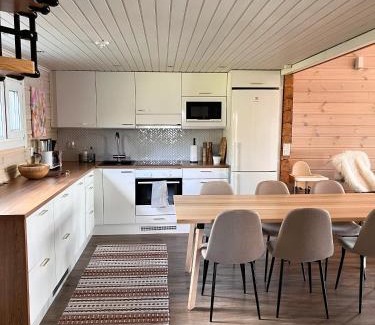 Rukatunturi Villa | Kalliorinne