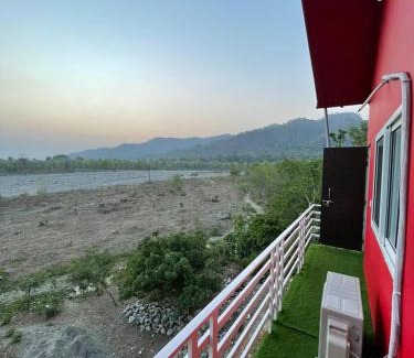 Lansdowne House | Kanva Farms