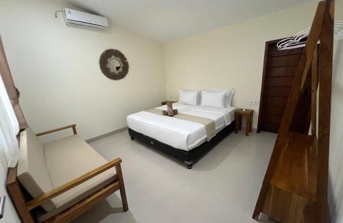 Selong Belanak House | Kapal dream