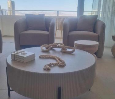 Nicosia Apartment | Karyatis Building