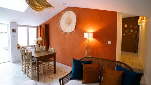 Nieul-le-Dolent House | Kasbah Mahau - 4 personnes