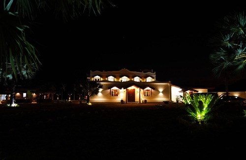 Trincomalee Villa | Kathircholai villa-Suite Room