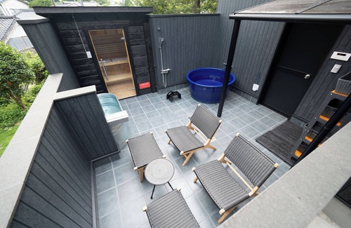 Katori House | Katori Hachisanroku