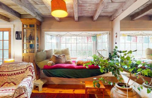 Calais House | Katuah