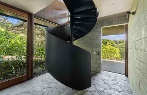 Piha House | Kawakawa House - Piha Holiday Home