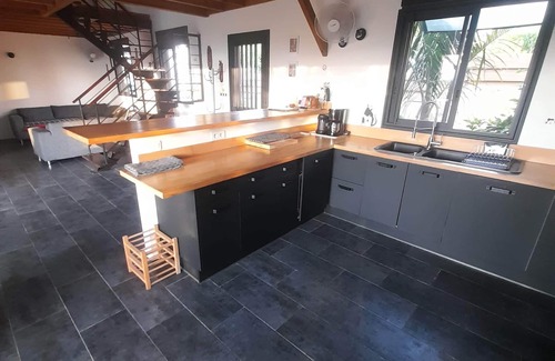 Saint-Paul Villa | KAZ ERMITAGE 4 STAR Swimming pool/Jacuzzi Sea view