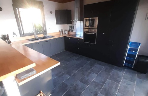 Saint-Paul Villa | KAZ ERMITAGE 4 STAR Swimming pool/Jacuzzi Sea view