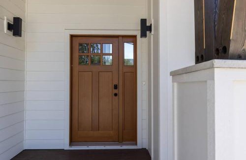 Shawnigan Lake House | Kelly's Sunset Lake Retreat