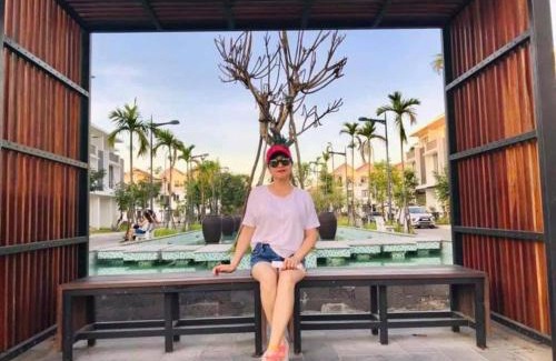 Huong Thuy Hotel | KenPi House, Nguyên Căn, đậu nhiều xe ô tô