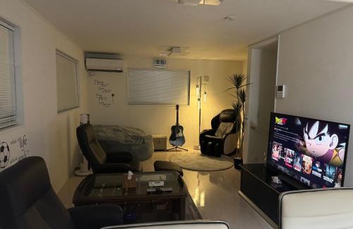 Tonomachi Apartment | Kenzo House