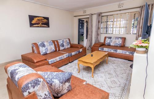 Nyeri House | Keyman Address
