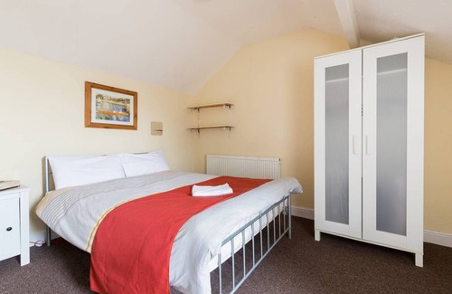 Birmingham House | ☆Keyworkers only in lockdown ☆