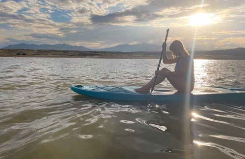 Juab County House | King Bed-Firepit-Shade-Chairs-Dark Skies