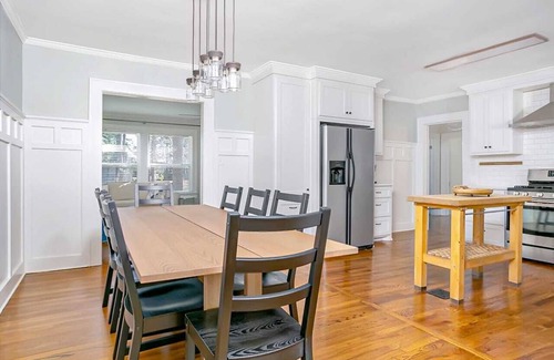 Ruston House | King Beds; Sleeps 8; Game Room; Grill & Patio