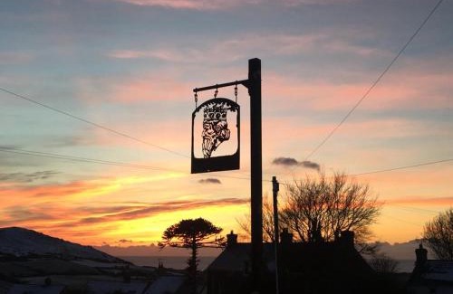Llangennith Hotel | King's Head Inn
