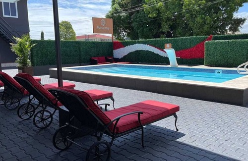 Paramaribo Apartment | King's Size Deluxe Two Bedroom