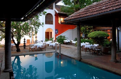 Fort Kochi Apartment | King Suite 1 King bedroom and 1 sofa bed at Malabar House