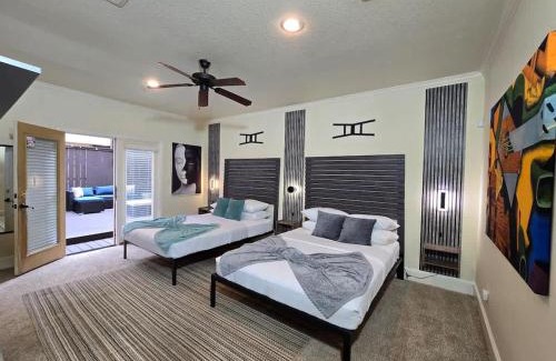 Woodlake - Briar Meadow House | King Suite Retreat Jacuzzi Private Deck 3BR