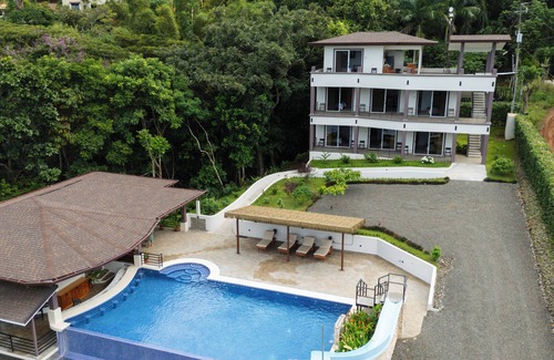 Caletas Villa | King Suite with private rooftop terrace in Playa Coyote, King Suite with private rooftop terrace and