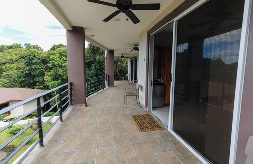 Caletas Villa | King Suite with private rooftop terrace in Playa Coyote, King Suite with private rooftop terrace and