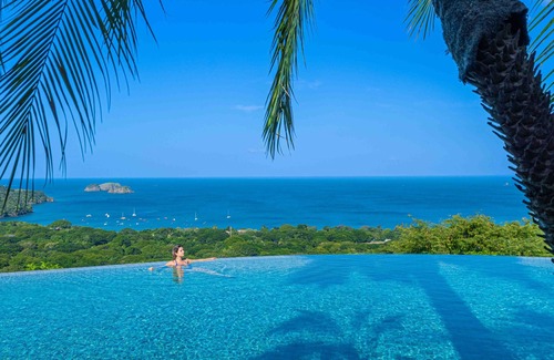 Panama Beach Villa | King Summit – Picture-Perfect Panorama from a Private Luxury Villa