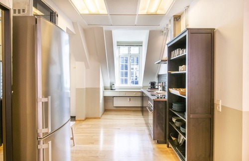 Copenhagen City Centre Apartment | Kings Garden 1 by Daniel&Jacob’s