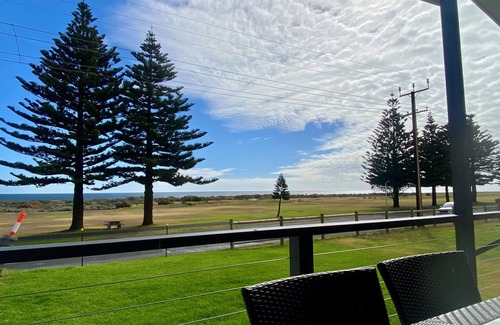 Lacepede RV Rental | Kingston Foreshore Caravan Park