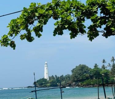 Dondra House | Kiralawella Beach Inn