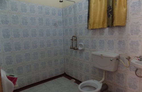 Kabale Hotel | Kirigime Guest House