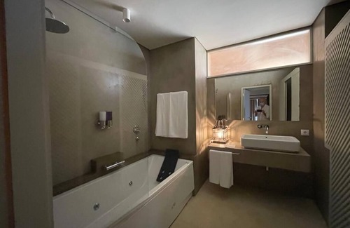 Pemba Hotel | Kirimizi - Hotel & Restaurante