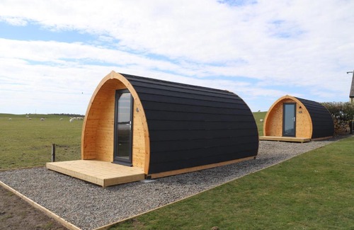 Kirkapol House | Kirkapol Beach Pod - Ebb