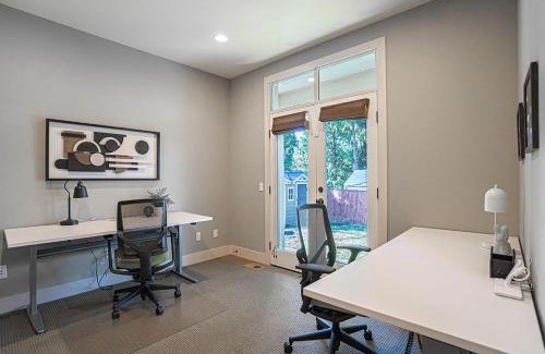 South Juanita House | Kirkland's Expansive Custom-Built Family Haven Near Juanita