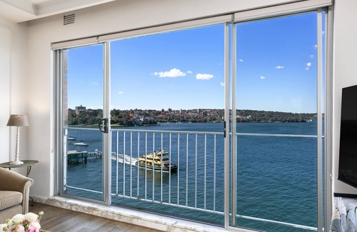 Kirribilli Apartment | Kirribilli - KIRR5 - Plunkett Street - Harbour views and Kirribilli Wharf at your doorstep