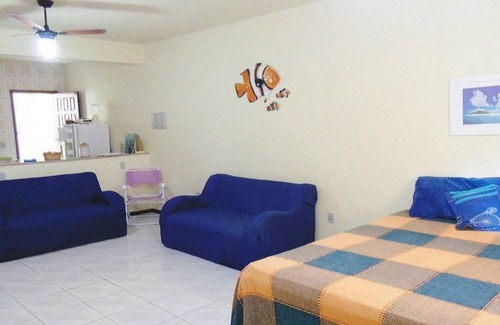 Praia dos Anjos House | Kit Located in the center of Arraial do Cabo Aptos for 6 adults.