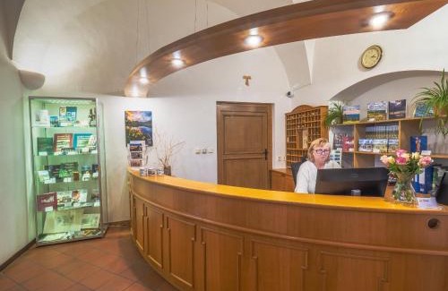 Hejnice House | Klášter Hejnice - vzdělávací, konferenční a poutní dům