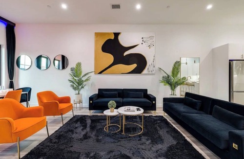 Cedars House | KL Residence ~ Rooftop Projector 5 Min-Downtown