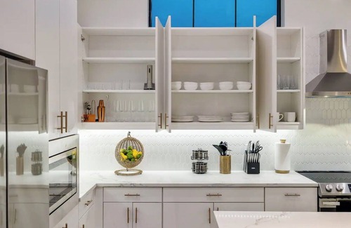 Cedars House | KL Residence ~ Rooftop Projector 5 Min-Downtown