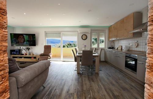 Dragonja Apartment | KLAN Klara House