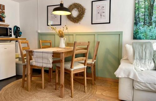 Wessendorf Apartment | Kleiner gemütlicher Bungalow in Havelnähe