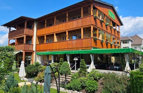 Seeboden Cottage | Kleines Doppelzimmer Alleeblick mit Balkon - Gästehaus Bärwald