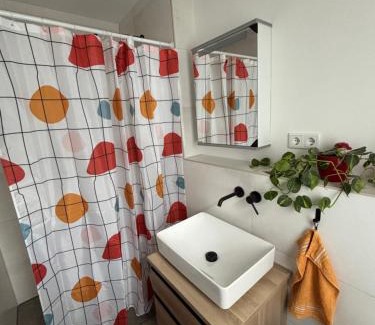 Loehne Apartment | Kleines, feines Studio in Löhne Perfekte Lage bei A30 A2 und Bad Oeynhausen