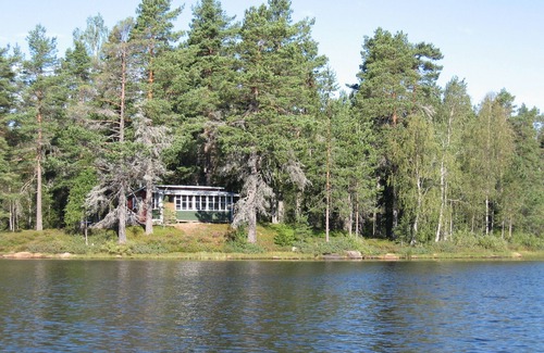 Torsby House | Kleines, Sehr Einfaches Haus mit Traumlage Direkt am Stöpsjön bei Torsby