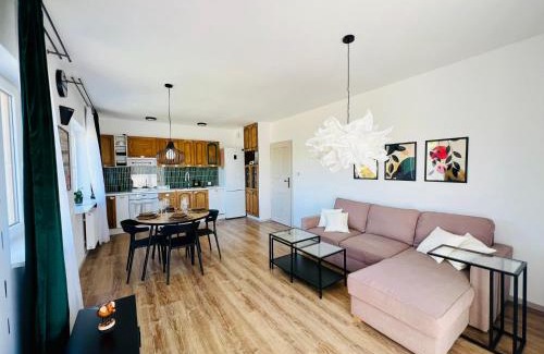 Fabryczna Apartment | Klimatyczny apartament Złotniki