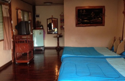 Wang Nam Khiao Hotel | Klong Sai Hills Resort