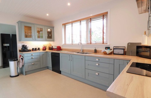 Bankend Cottage | KNOCKENDOCH, pet friendly, character holiday cottage in New Abbey