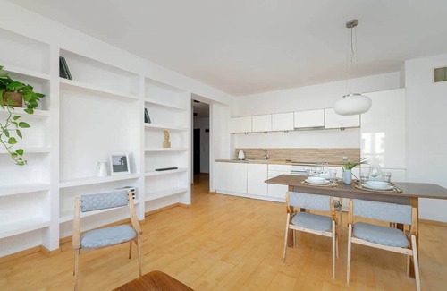 Jezyce Apartment | Kościelna 26 | Functional Apartment | Parking