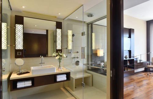 Edapalli Hotel | Kochi Marriott Hotel