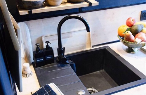 Mazargues Apartment | KOENIG - Appartement moderne avec vue panoramique