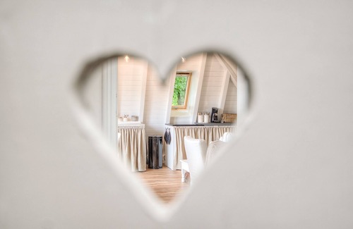 Dokkum Apartment | Koesfabriek, sfeervol appartement in centrum aan de gracht