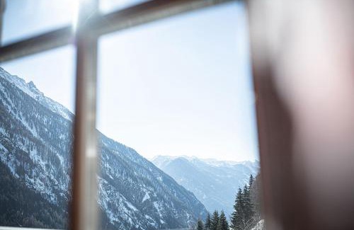Campo Tures Apartment | Kofler zw den Wänden Apt Alpenrose